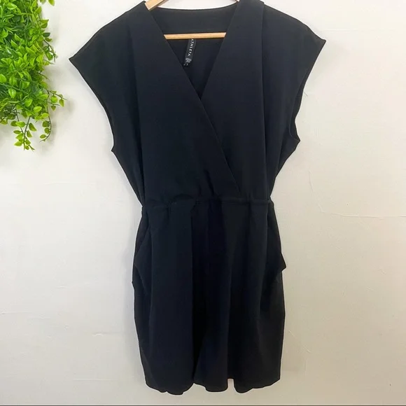 Athleta Marrow Black Romper Size Large - Picture 2 of 12